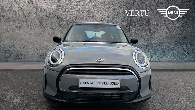 MINI Hatchback 1.5 Cooper Classic 5dr Petrol Hatchback